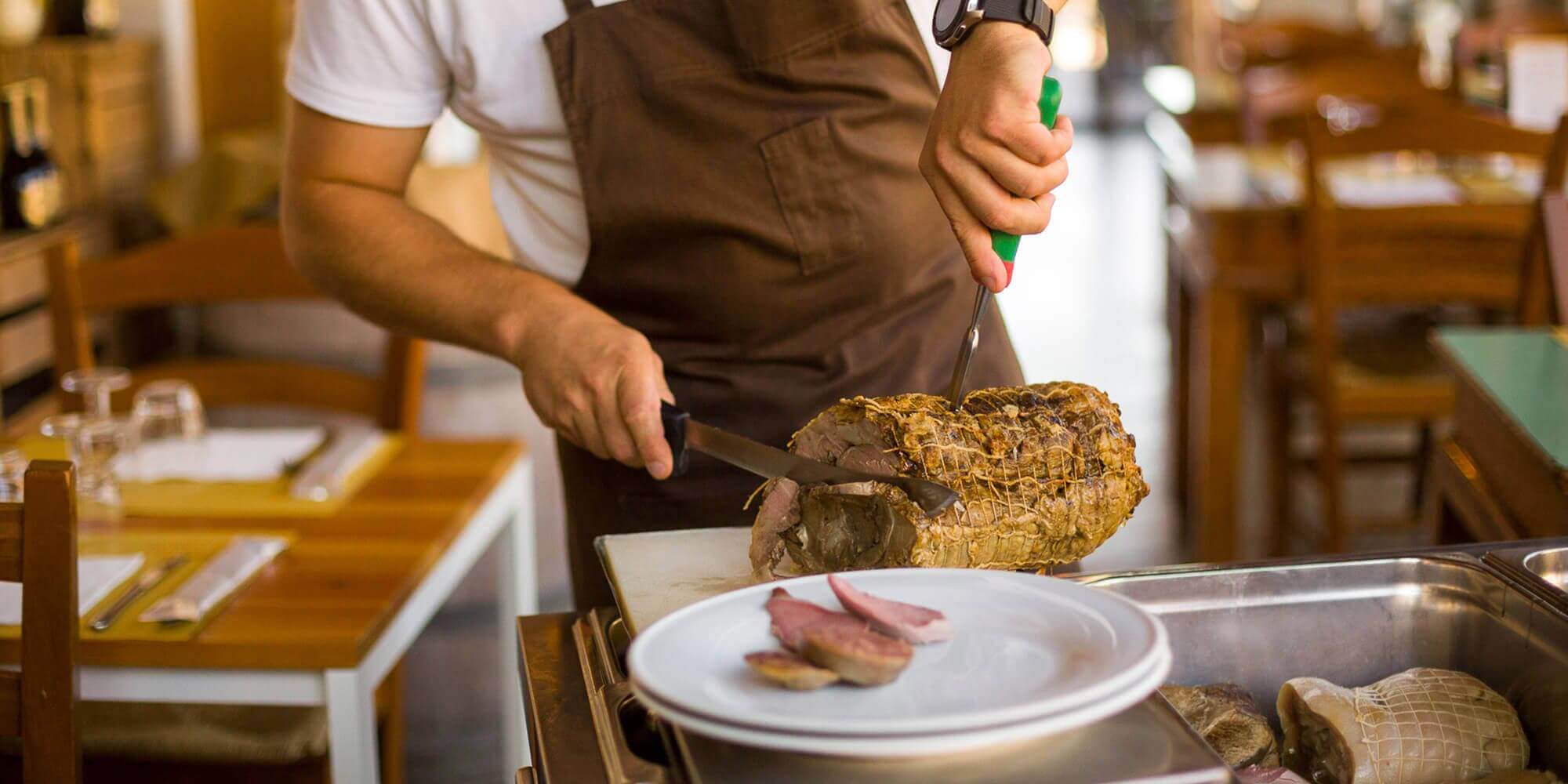 Piatti della tradizione mantovana serviti in trattoria